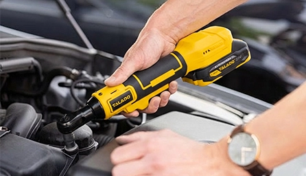 Llave de trinquete inal&aacute;mbrica de 21 V ML-W016